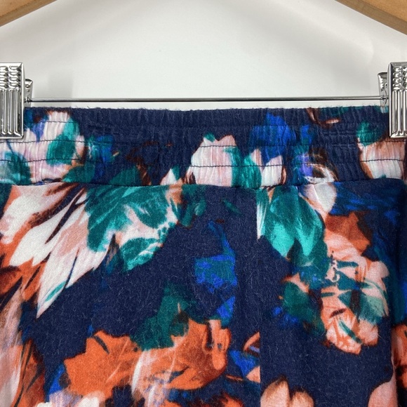 Vera Wang Simply Vera hi low skirt circle style multi print large - Picture 10 of 13